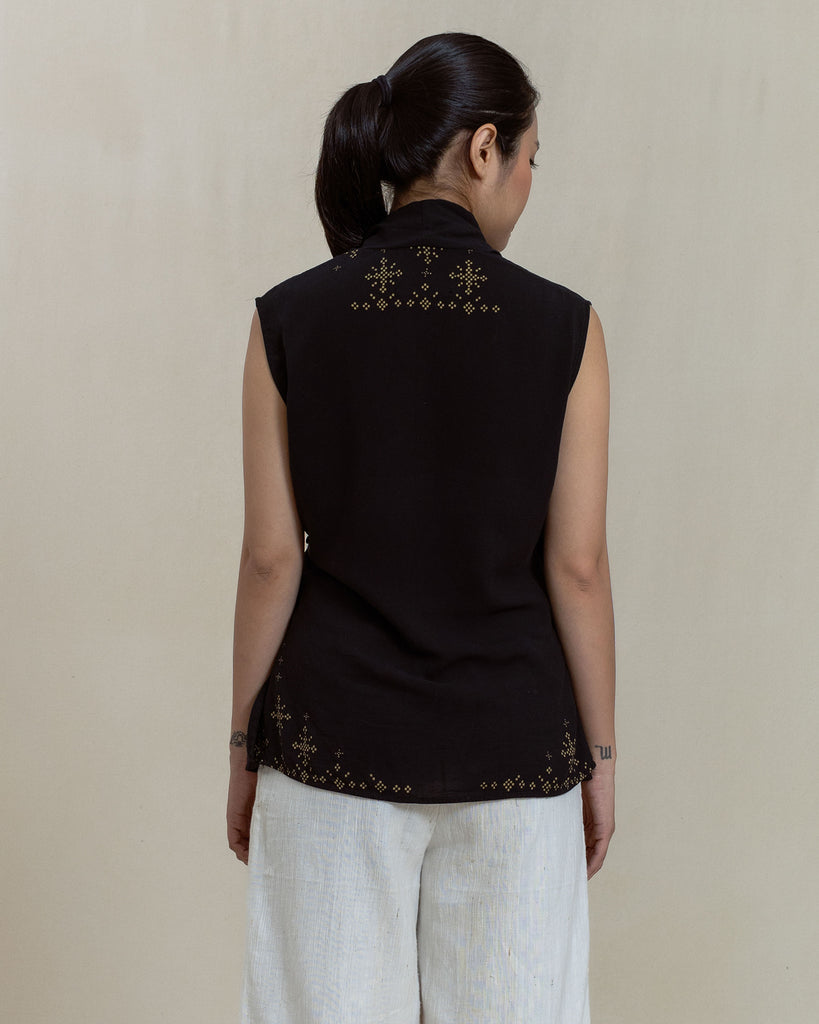 Classic Wrap Top in Angkasa