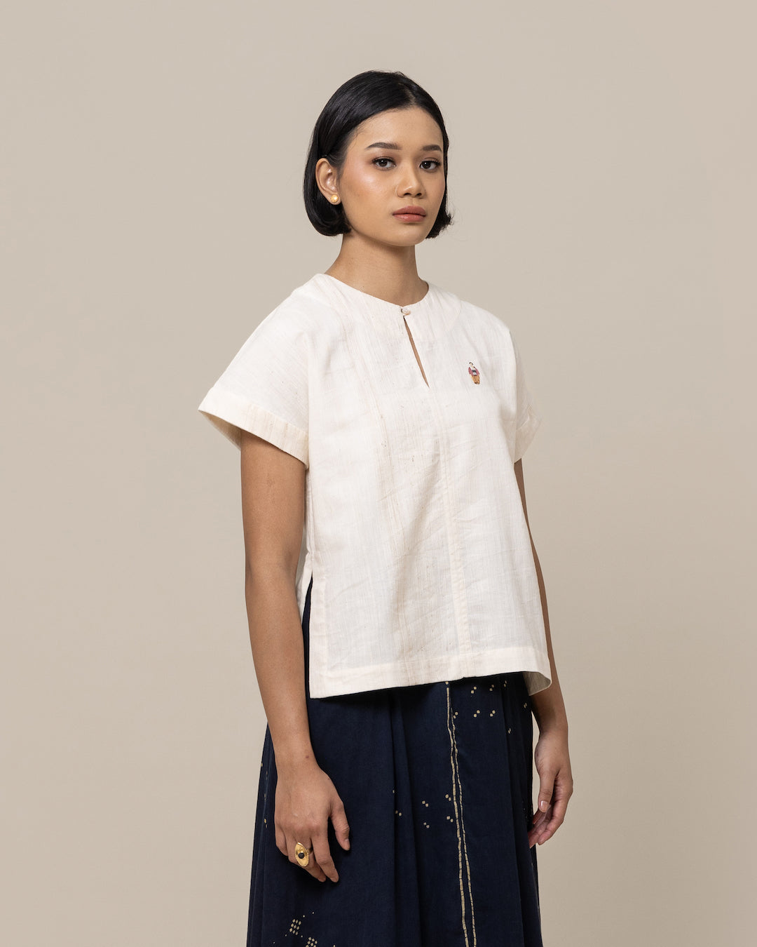 SukkhaCitta MAMA KAPAS Nengiren Crop Tee• The Most