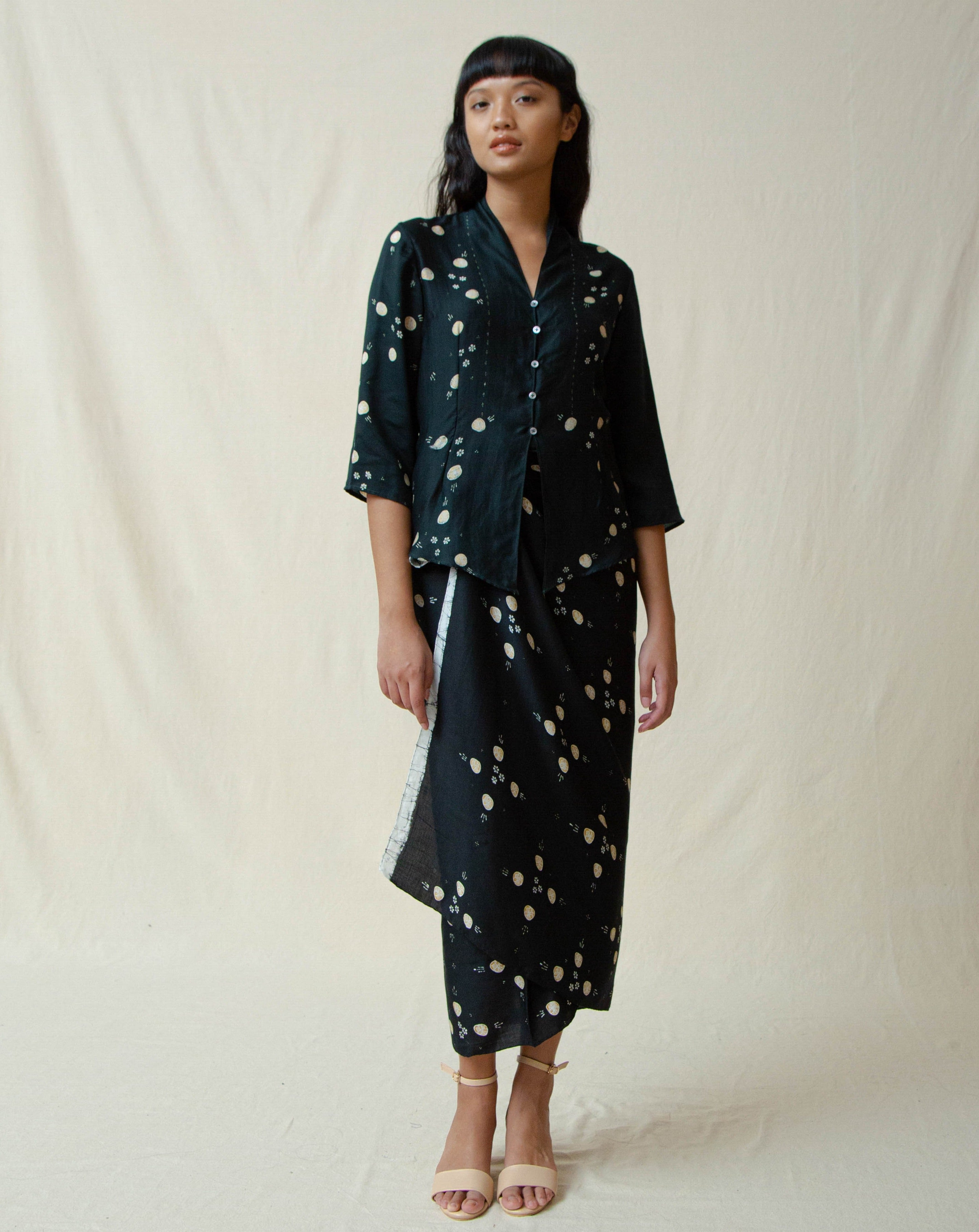 kebaya, indonesian traditional clothing, modern kebaya